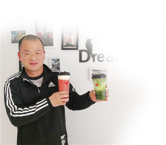 "奶茶大叔"的"72变"