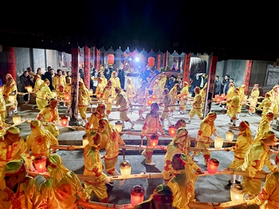 �������´�